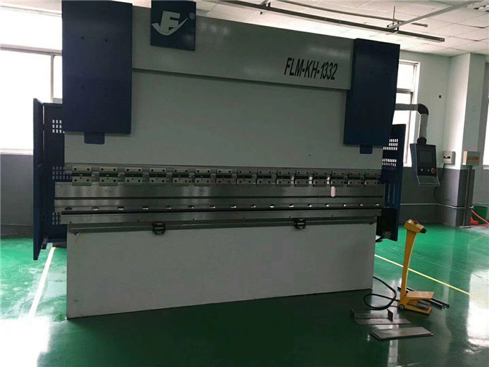 液壓數顯折彎機廠家